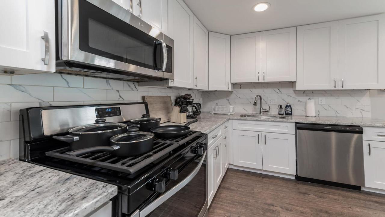 Stylish 3Br 3Ba Colonial House By Cozysuites Alexandria Extérieur photo